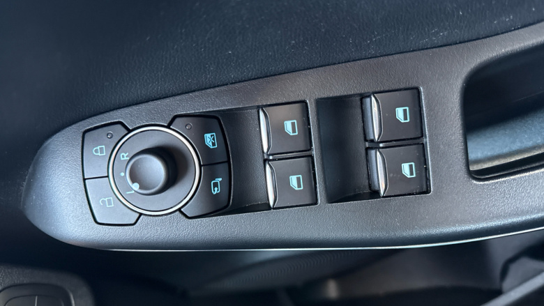 Ford Puma 1.0 EcoBoost Hybrid mHEV 155 ST-Line X 5dr Petrol Hatchback